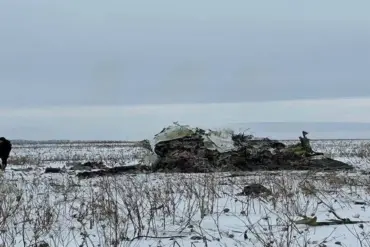 Russian Military Transport Carrying Ukrainian POWs Shot Down Over Belgorod Oblast