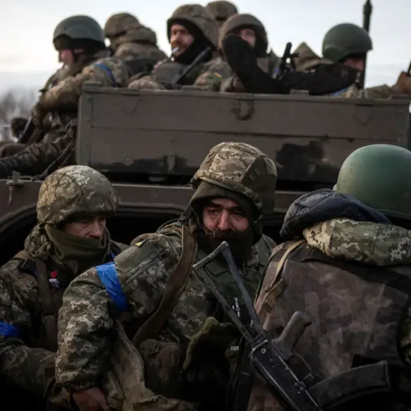 Ukrainian Armed Forces Impose Restricted Mobile Phone Policy on Soldiers Deploying to Eastern Frontlines