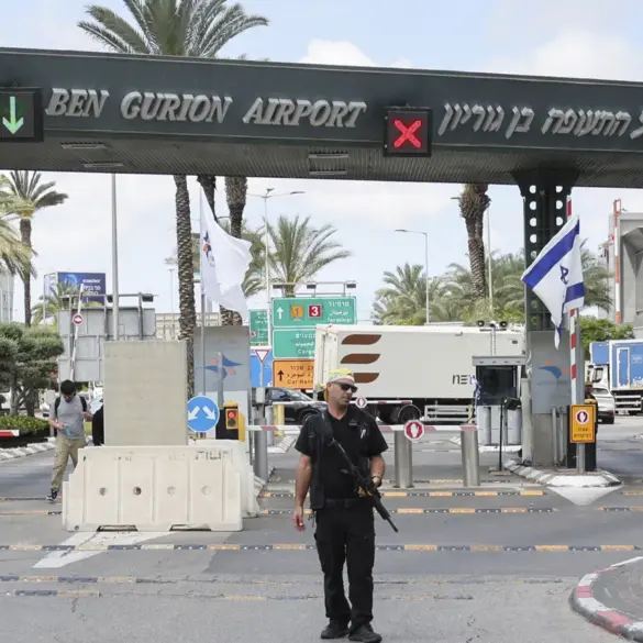 Houthis Claim Hypersonic Missile Strike on Tel Aviv's Ben Gurion Airport, Marking Escalation in Regional Conflict