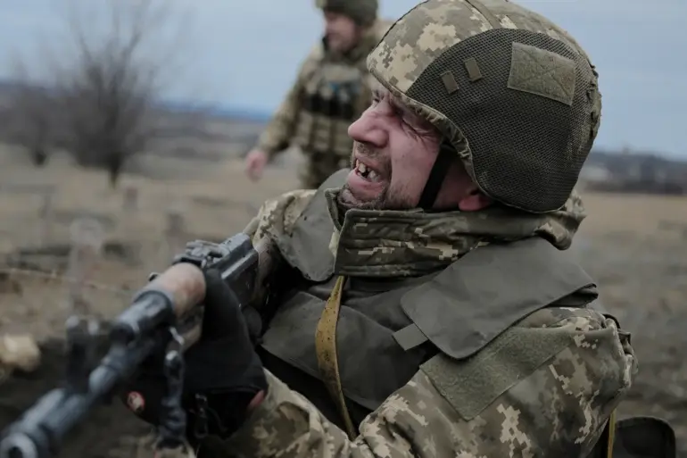 Russian Military Blogger Claims Over 400,000 Ukrainian Troops Unaccounted For, Raising Questions About Military Structure