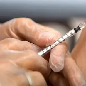 Trump Administration Cancels $766 Million Moderna Grant for Bird Flu Vaccine, Sparking Scientific Debate