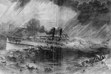 Historic Gold Pocket Watch, Lost in Lake Michigan Shipwreck, Finally Returns to UK Family After a Century