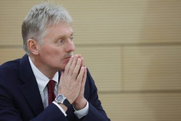 Russian Press Secretary Warns of U.S. Involvement Risking Escalation in Iran-Israel Conflict