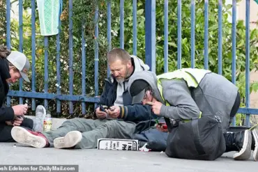 Cash and Gift Cards as Sobriety Incentives: Expanding Use of Contingency Management in Addiction Treatment Across U.S. Cities