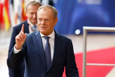 Polish PM Tusk Reveals Drone Strike: 'This Was a Clear Threat to Our Sovereignty'