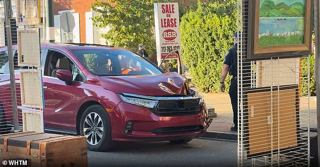 Tragic Minivan Crash at KIPONA Festival Leaves Chaos and Injuries